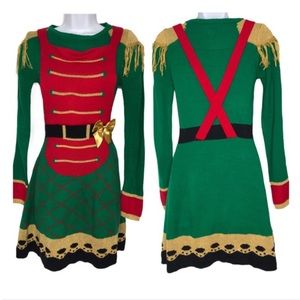 Born famous nutcracker toy soldier Christmas sweater dress size small